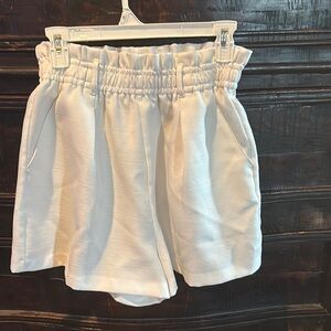 Glam High Waist White Shorts with Elastic Waistband